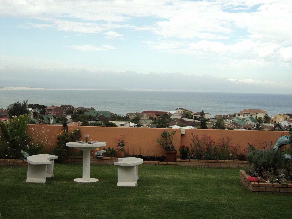 Sea Echo Accommodation Jeffreys Bay Bagian luar foto